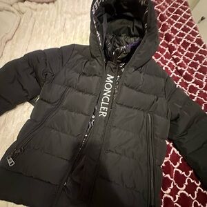 MONCLER PUFFER COAT AUTHENTIC ON SALE!